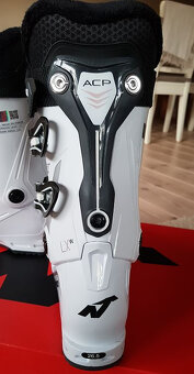 Dámske lyžiarky Nordica Sportmachine 3 LX W 26,5 cm - 3