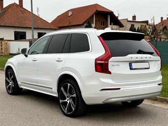 Volvo XC90 PLUG-IN HYBRID T8 AWD RECHARGE - 3