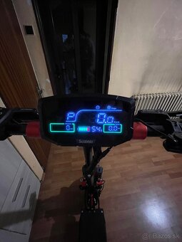 Električka kolobezka IX8 - 3