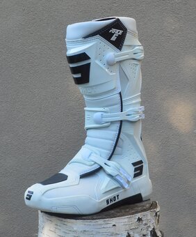 Biele kvalitné čižmy SHOT - 3