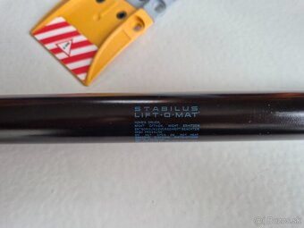 Predám tlmič vzpera kapoty kufra - 3