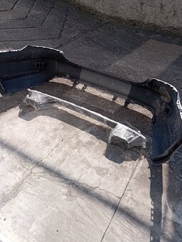 Naraznik zadný BMW7 E65 od r.2012, MB E od r.2013 - 3