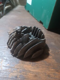 Hlava na štadión s22 - 3