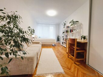 Príjemný 2+1 izbový byt s balkónom a veľkou pivnicou, P - 3
