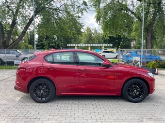 Alfa Romeo Stelvio Veloce Q4 2021 - 3