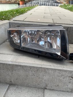Predné svetlá Škoda Fabia 1 original diel - 3