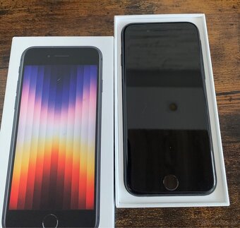 iPhone SE 2022 64GB - 3