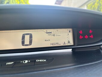 Predám Citroën c4 ročník 2010 - 3