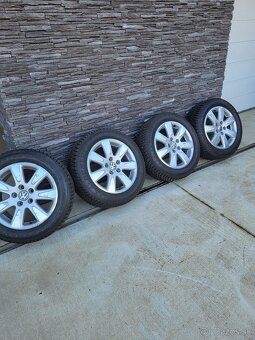 Pneu 215/55 r16 - 3