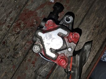 Servočerpadlo Kia Rio II - 3