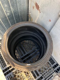 2xZimne Pirelli 295/30 R21 - 3