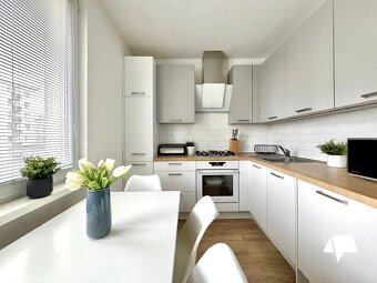 Prenájom 3 izb. byt, balkón, centrum, rekonštrukcia - 3