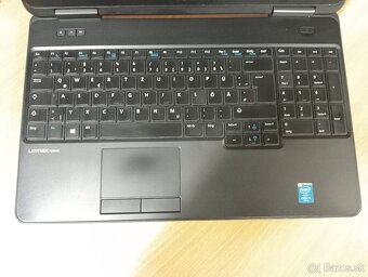 predám nefunkčný notebook Dell Latitude e5540 - 3