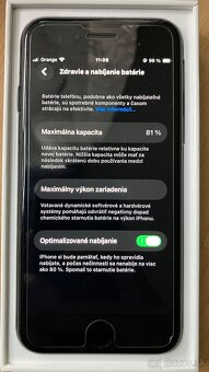 📱 iPhone SE (2022) 128GB – Midnight (5G) - 3