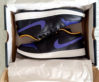 Air Jordan 1 Low (GS) - 3