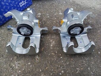 brzdový strmeň - 3