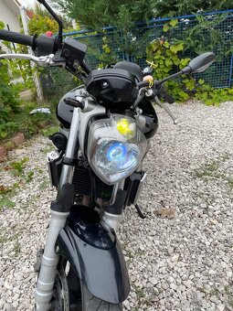 Yamaha fzs600 Fazer - 3