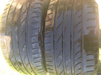 predám letne pneu 255/35 R20 - 3
