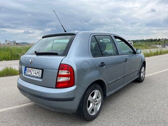 Fabia 1,2 htp 2003 klíma - 3