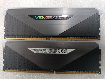 pamäte Ram DDR4 do PC - 3