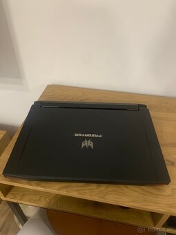 Acer Predator 17 Notebook 17.3" NVIDIA GeForce GTX 1070 - 3
