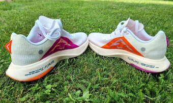 Nike dz0489-101 veľkosť 38.5 - 3