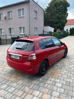 Honda Civic 7g 1.4 66kw Nová STK - 3