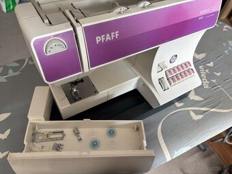 Pfaff - 3