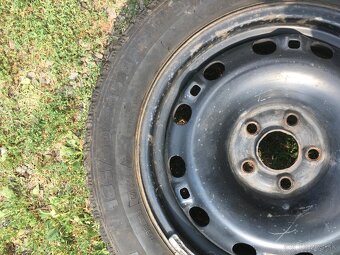 Plechové disky R15 s gumami Kormoránov Snow 185/60R15 - 3