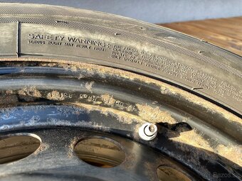 Zimné bridgestone 205/60r16 plecháče - 3