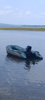 Predám 100 % lodný motor MERCURY v záruke. - 3