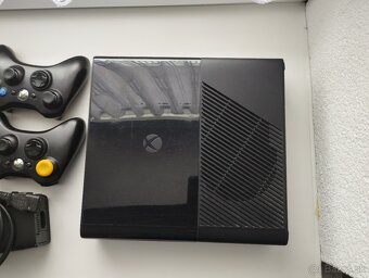 Predám Xbox 360 4GB + Kinect - 3