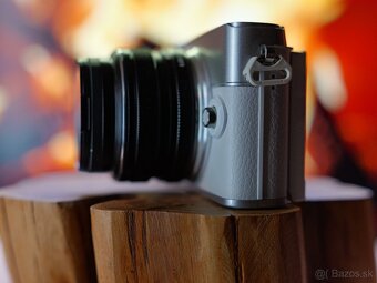 Olympus PEN E-P7 + 17mm f/1.8 - 3