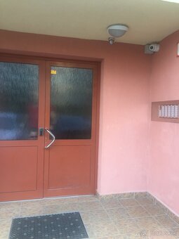 Zháňam byt v ZH - 3