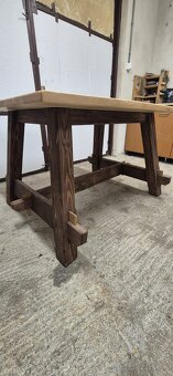 Masívny jedálenský stôl - 3