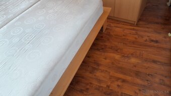 Manželská posteľ 160cm - 3