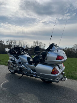 HONDA  GL 1800 GOLDWING - 3