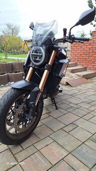 Honda cb650r - 3