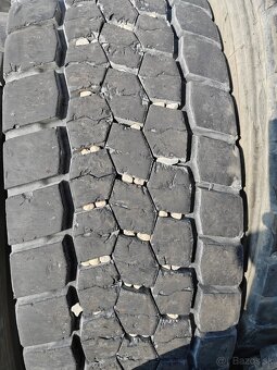 315/80 R22,5 BRIDGESTONE DURAVIS 002 - 3