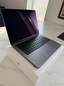 MacBook Pro 14" M3 SK 2023 Vesmírne sivý - 3