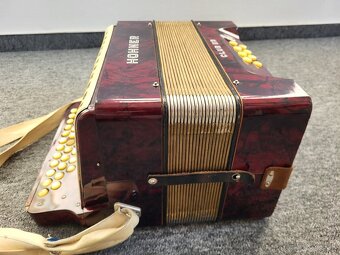Hohner Club III B - 3