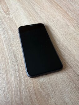 Iphone 11 - 3