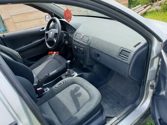 skoda fabia - 3