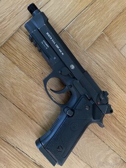 Beretta M9 Umarex CO2 - 3