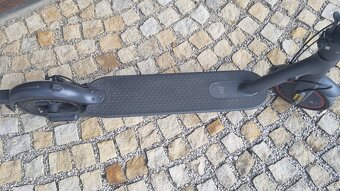 🛴 Xiaomi Mi Electric Scooter Pro 2 - 3