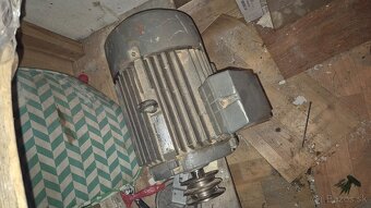 Motor cirkulár - 3