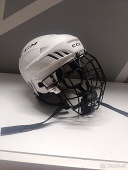 Hokejová prilba CCM veľkosť M - 3