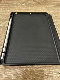 Apple iPad 9. gen 64GB Wi-Fi + Apple Pencil + obal + sklo - 3