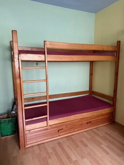 Poschodova postel s uloznym priestorom - 3