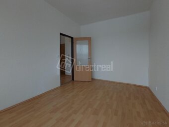 Jednoizbový byt neďaleko centra Zvolena - 3